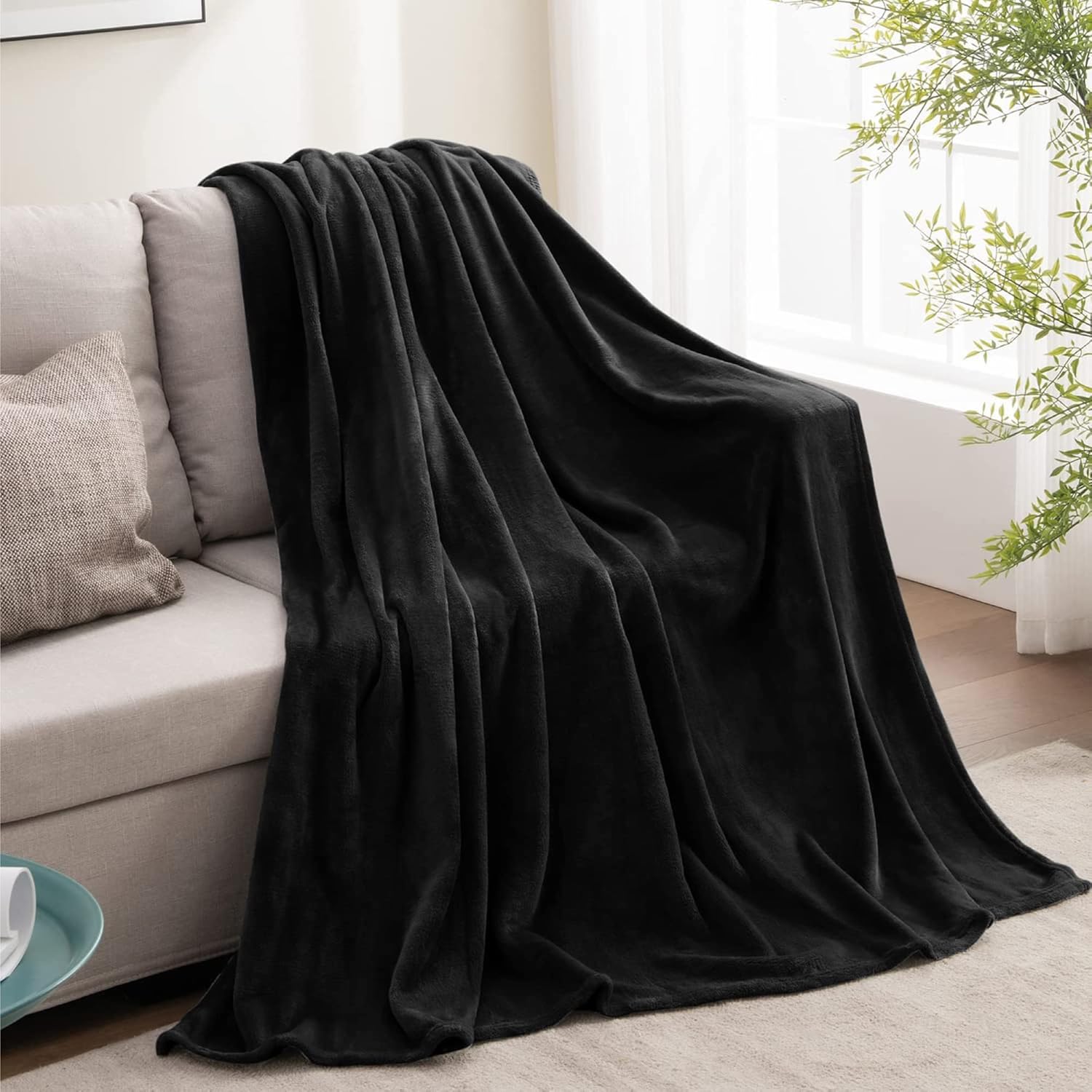 BEDELITE Fleece Blanket Black Throw Blankets for Couch & Bed, Luxury Plush Cozy Fuzzy Blanket 50x60 inches, Super Soft Warm Lightweight Throw Blanket for Travel Camping - Image 7