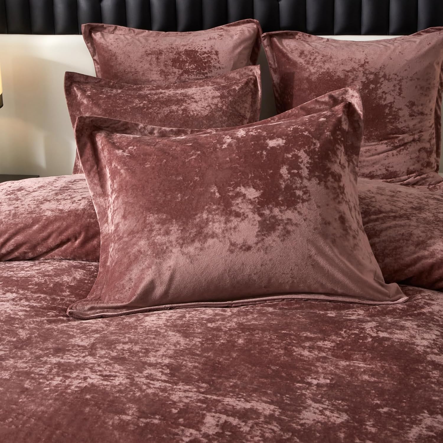 Ivellow Crushed Velvet Comforter Set Queen,Set, 5pcs Ultra SoftPink Luxury Cozy Flannel Queen Size (1 Comforter,2 Pillow Shams, 2 Euro Blush Pink - Image 3
