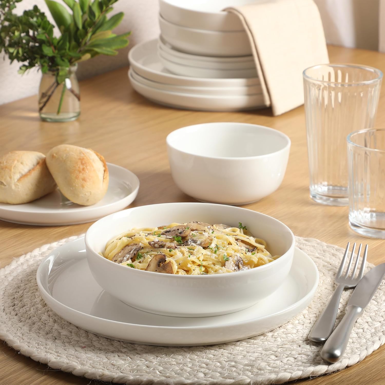 Gibson Home Oslo Dinnerware Set for 4, 16-Piece White Porcelain Plates and Bowls — Ceramic Dish Set | Microwave & Dishwasher Safe - Image 6