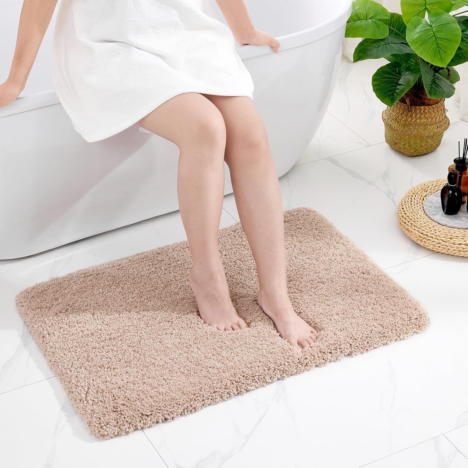 Disolla Beige Bathroom Rug 17x24 - Non-Slip Plush Small Bath Mat, Highly Absorbent & Ultra Soft Fluffy Floor Mat, Machine Washable for Shower and Tub - Image 8