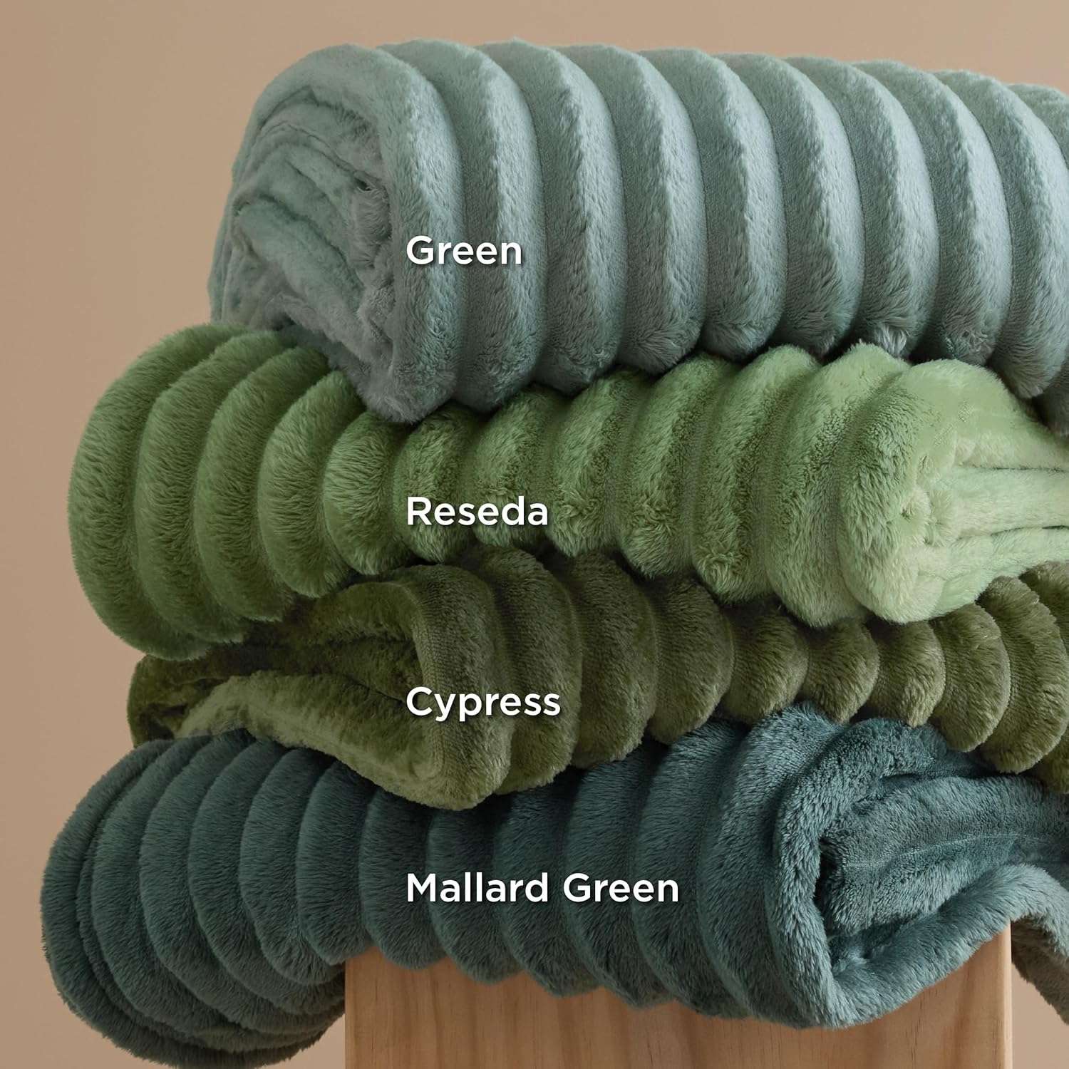 Bedsure GentleSoft King Size Blanket for Bed - Cozy Soft Blankets for Women, Cute Large Fleece Throws for Girls, Sage Green, 108x90 Inches - Image 7