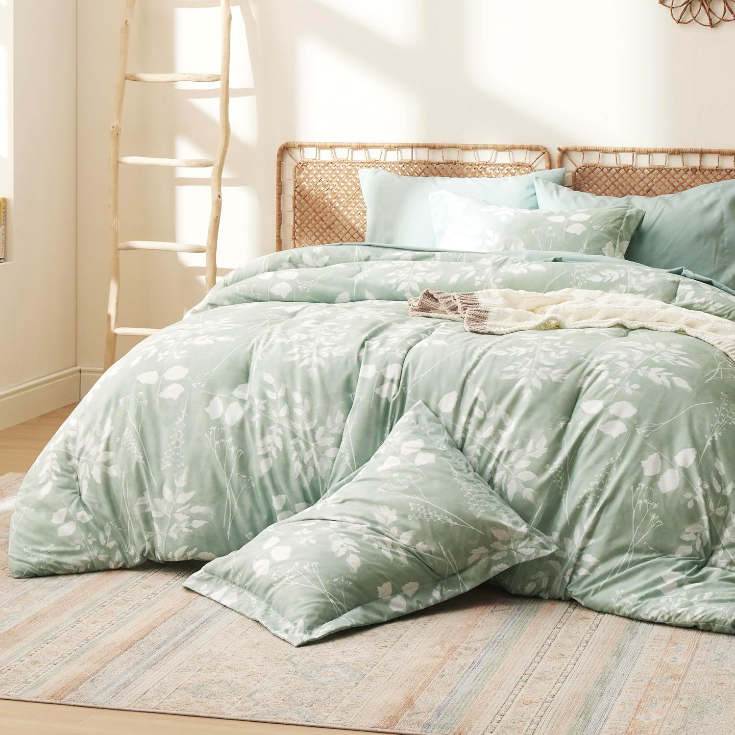 Bedsure Queen Comforter Set - 7 Pieces Floral Sage Green GentleSoft™ Bedding Sets, Queen Bed in a Bag with Botanical Flowers Winter Comforter, Sheets, Pillowcases & Shams - Image 9