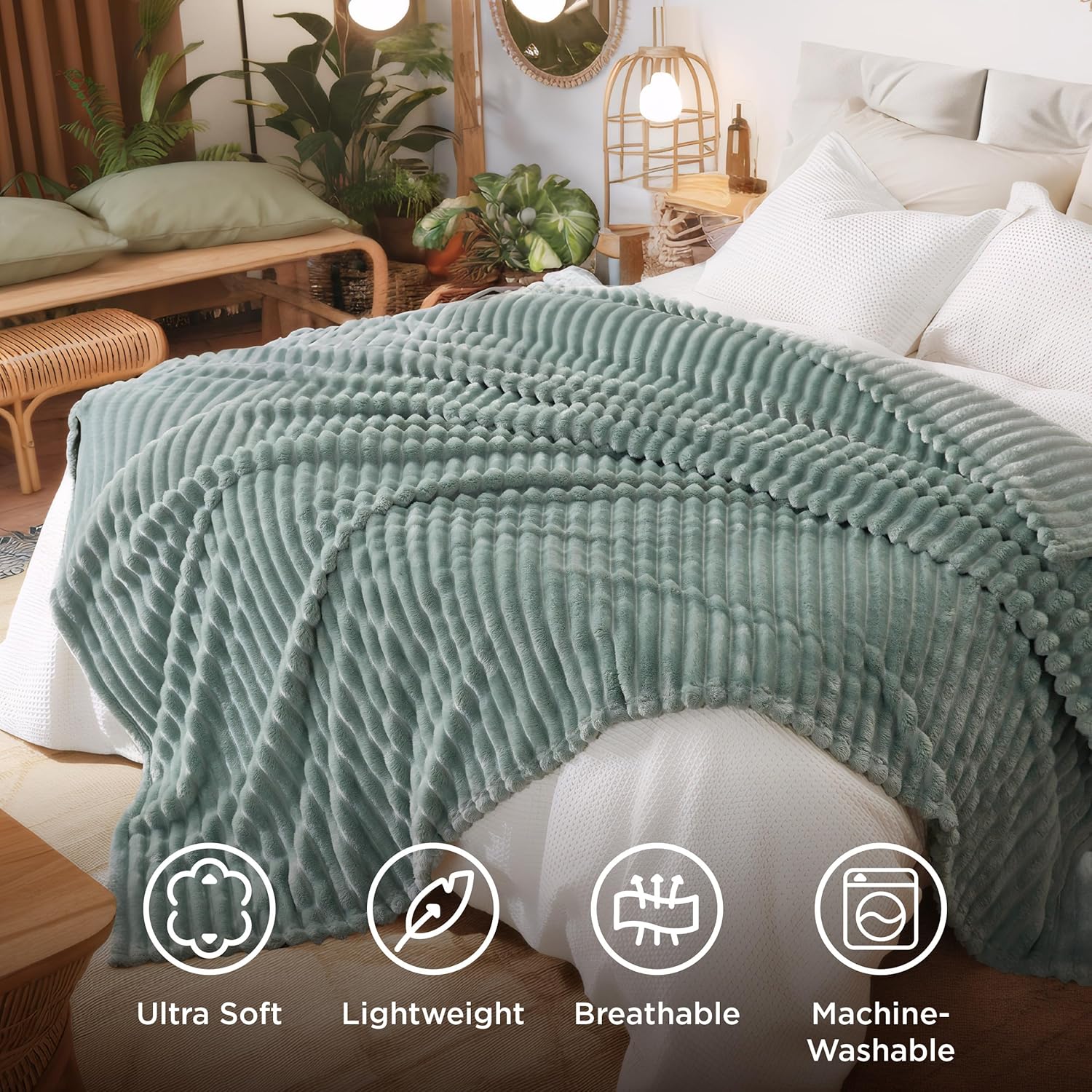 Bedsure GentleSoft King Size Blanket for Bed - Cozy Soft Blankets for Women, Cute Large Fleece Throws for Girls, Sage Green, 108x90 Inches - Image 5